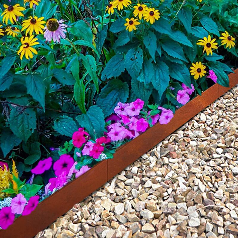 14375 Interlocking Steel Edging Strip Lifestyle