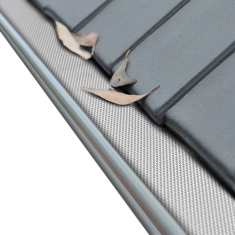 20004 Staymesh Ultra Aluminium In Gutter With Roof