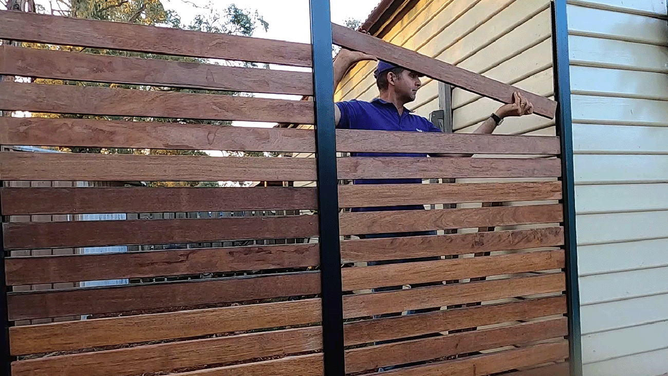 21-ScreenUp-Step3-add-slat-then-spacer-2