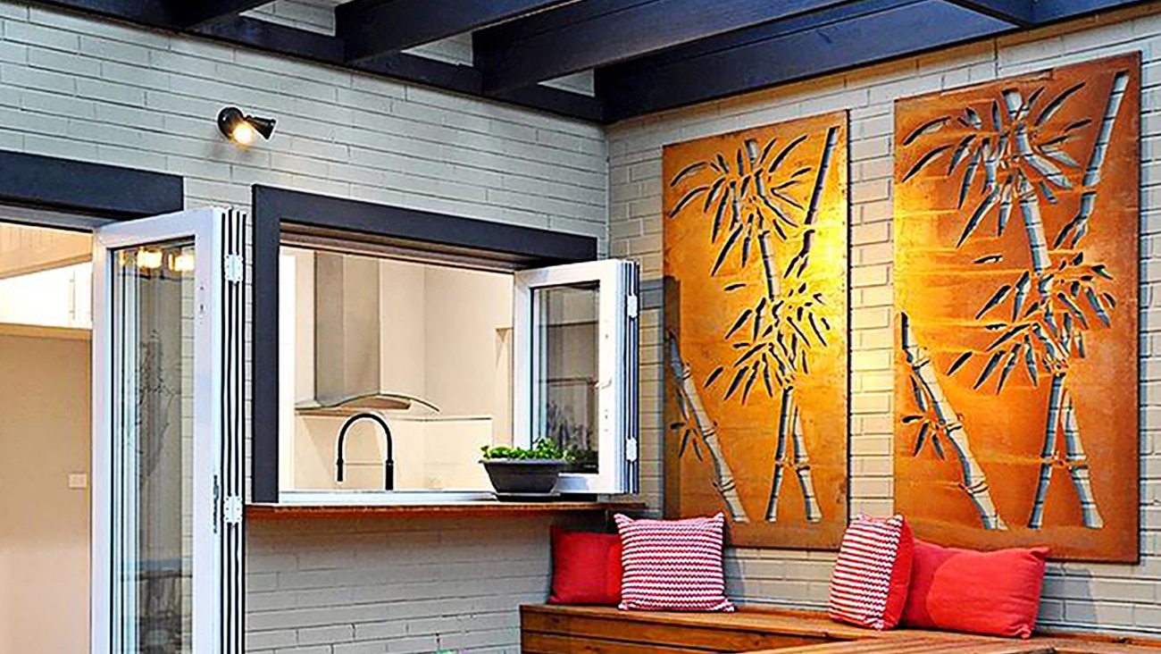 oxy-shield-bamboo-screens---sarah-jane-harris---lifestyle-1