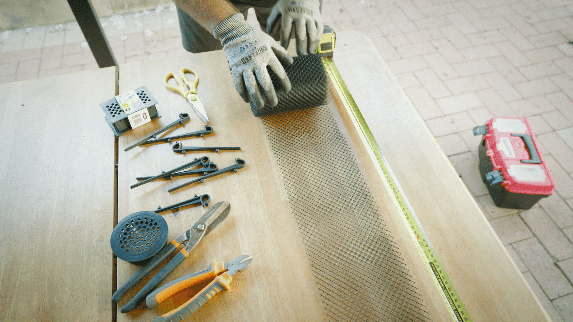 Jack gutter protection what How to pick the right gutter protection