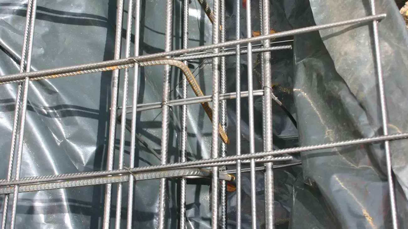 How much does a concrete slab cost with reo bars, mesh and tools