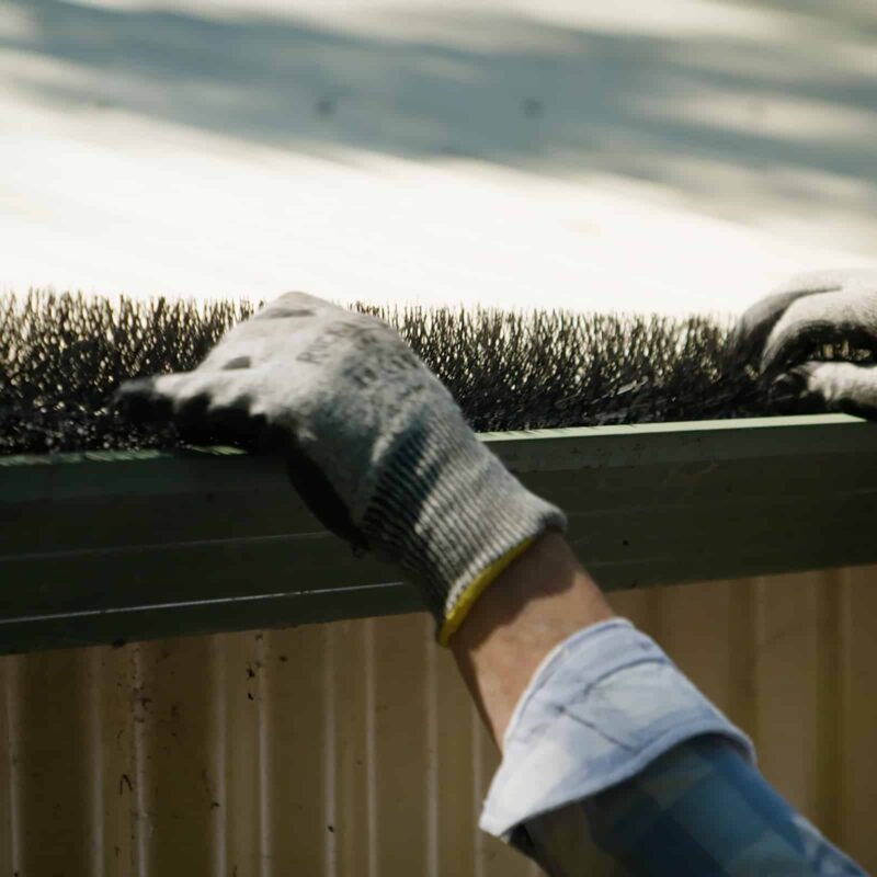 Jack 19198 - Fire retardant gutter bristles