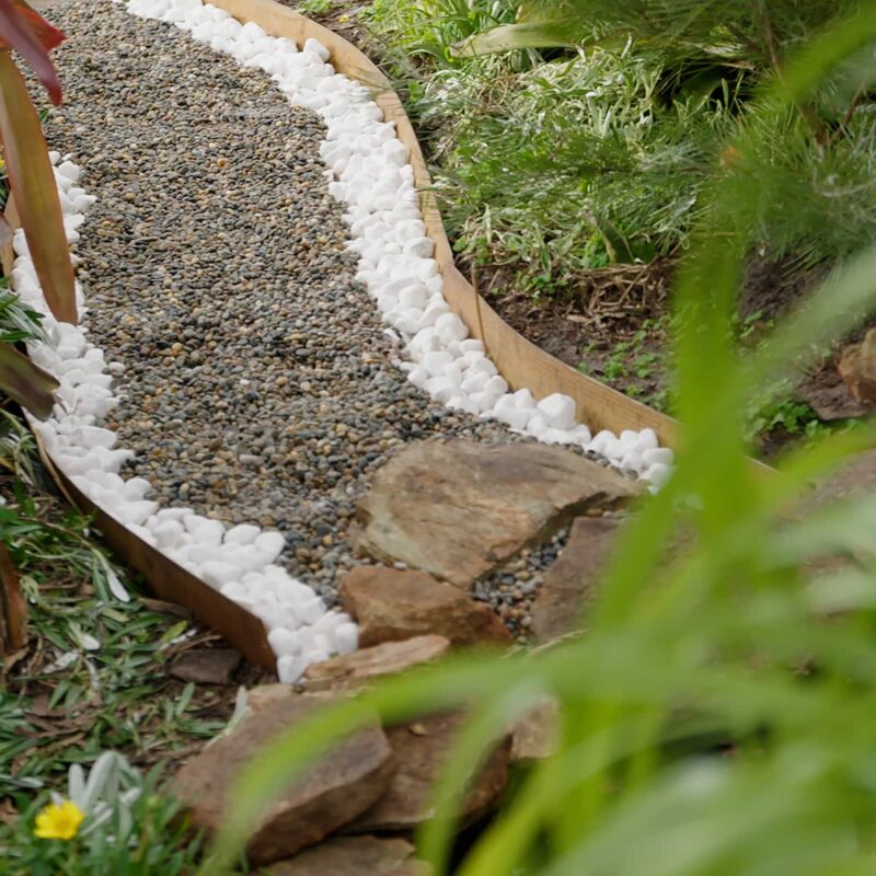 Jack 31025 - Bright whites pebbles