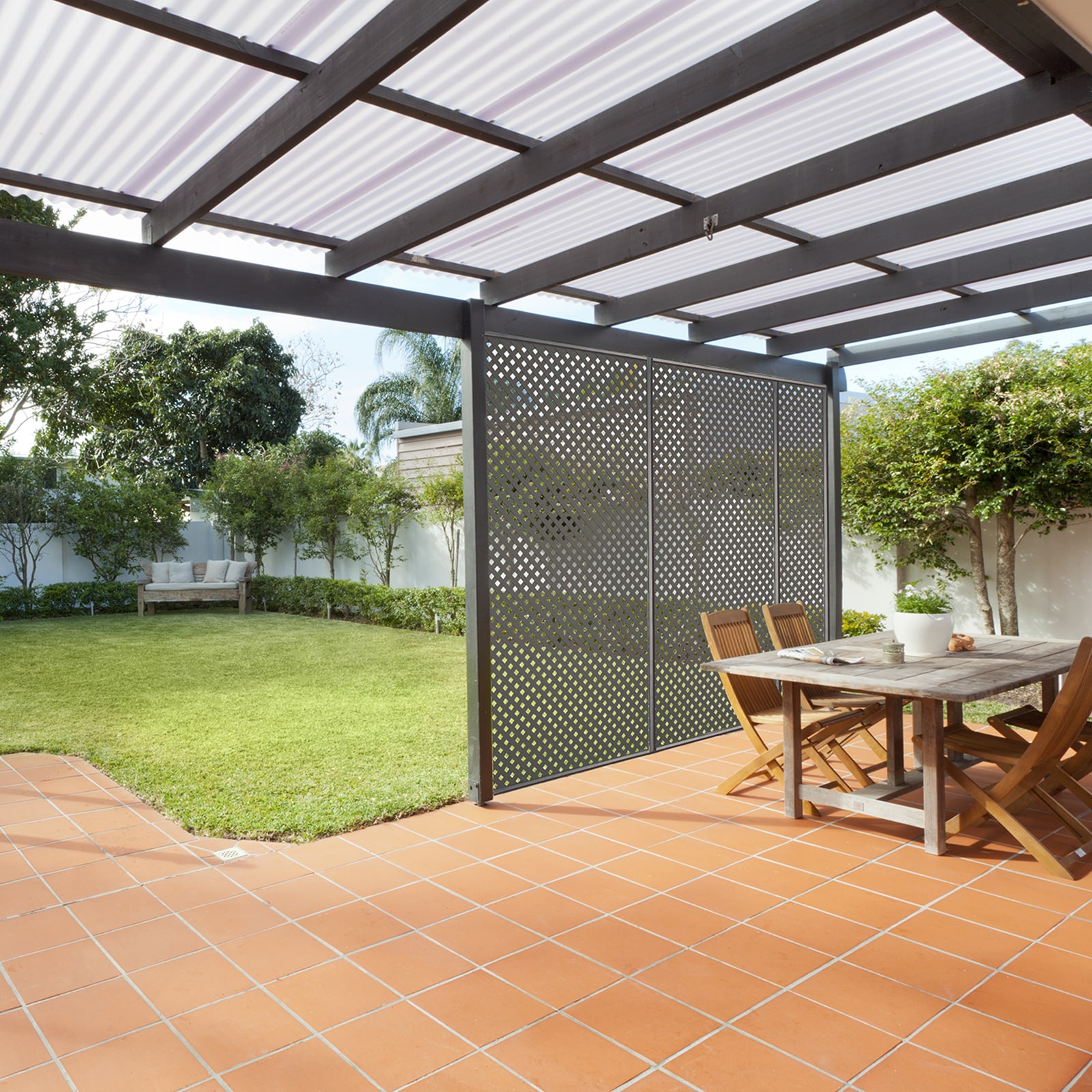 Jack Matrix Privacy Diamond Lattice 2400x1200mm Slate Grey Turf Screen