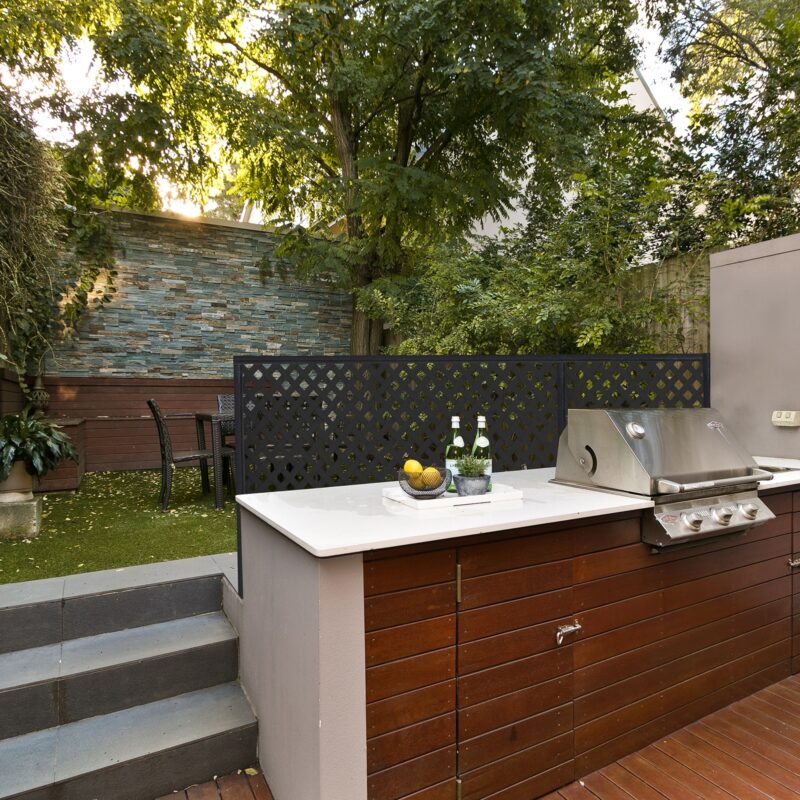 Jack Matrix Woven Diamond Lattice 1800x1195mm Charcoal BBQ Cover