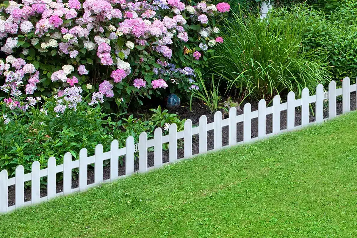 Jack Matrix Garden Edging Picket White